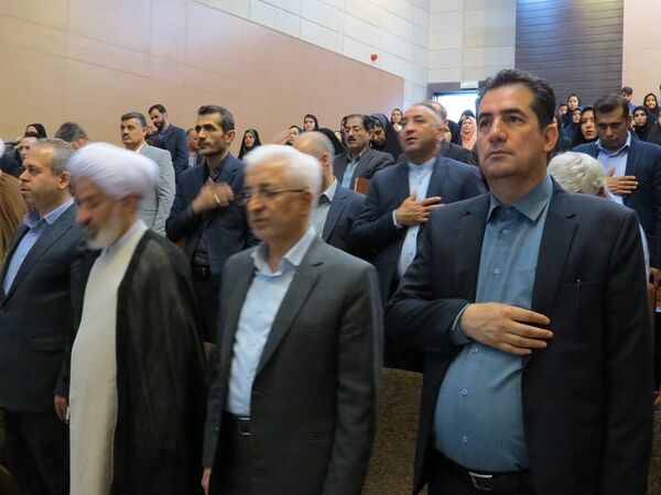 آیین تجلیل از معلمان نمونه استانی در بجنورد