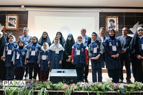 گردهمایی بزرگ خبرنگاران دانش آموز پانا در شهرستان شهریار و تجلیل از فعالان این عرصه