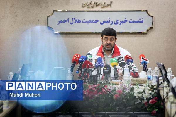 نشست خبری رئیس جمعیت هلال احمر
