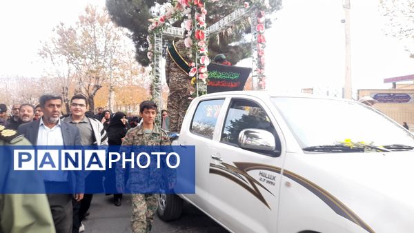 استقبال بی‌نظیر دانش‌آموزان تفرشی از قهرمانان گمنام هشت‌سال دفاع مقدس