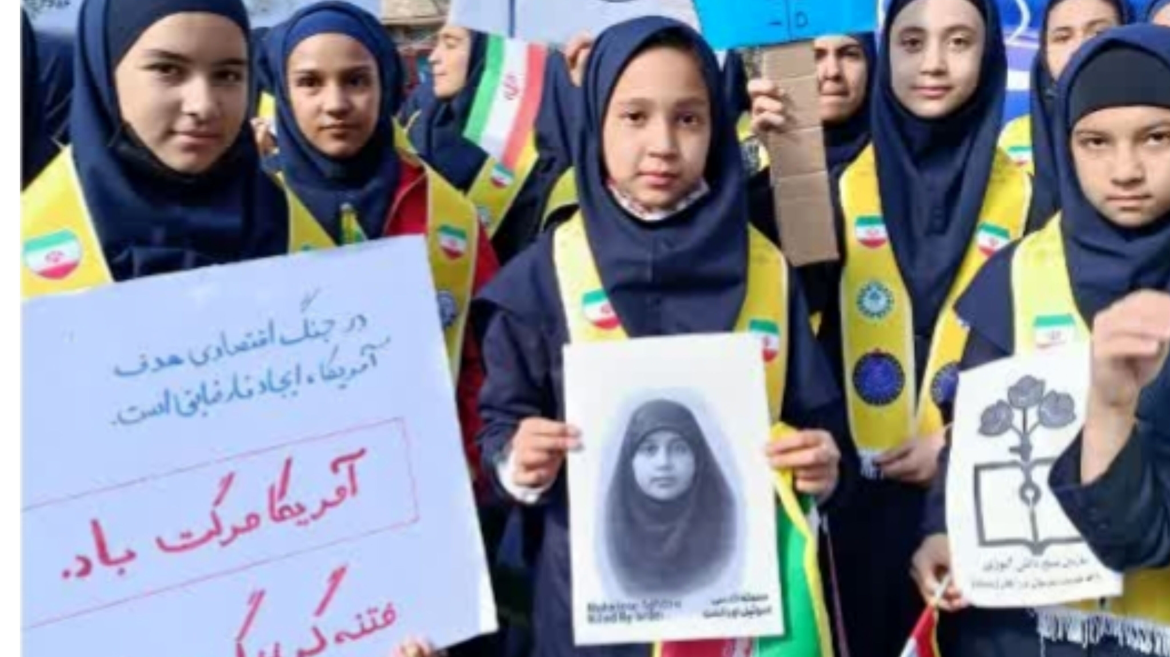 برگزاری راهپیمایی ۱۳ آبان با حضور پرشور مردم در شهرستان خواف 