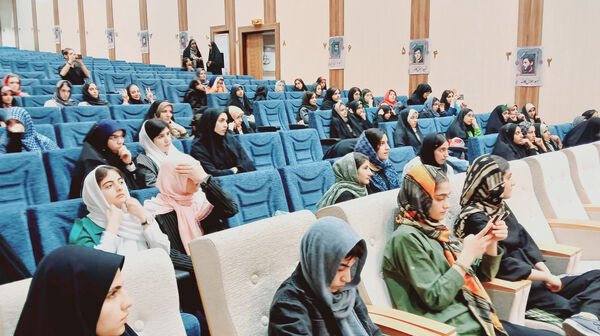 اختتامیه «پروانه‌های بدون مرز» در بروجرد؛ نگاهی نو به توانمندی‌های دختران جوان