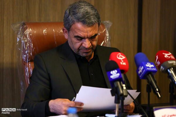 نشست خبری رئیس سازمان مدارس و مراکز غیردولتی و توسعه مشارکت‌های مردمی