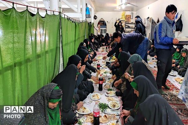 ضیافت افطاری همراه با نماز جماعت مغرب و عشاء در مسجد جامع شهر بار 