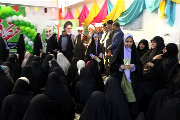  اعتکاف دانش آموزی در مدارس دشتستان 