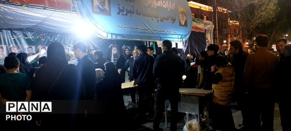 شصت و هشتمین شب حضور با غرفه‌داری پیشتازان ناحیه‌ ۵ تبریز