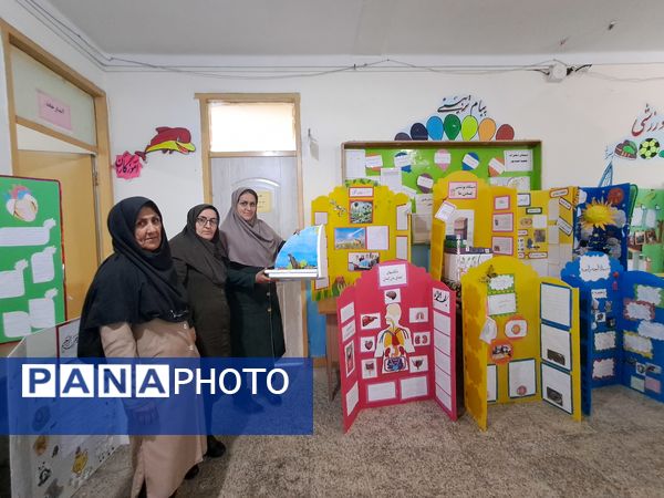 افتتاح نمایشگاه جابربن‌حیان در دبستان شهید احمدپور قائمشهر