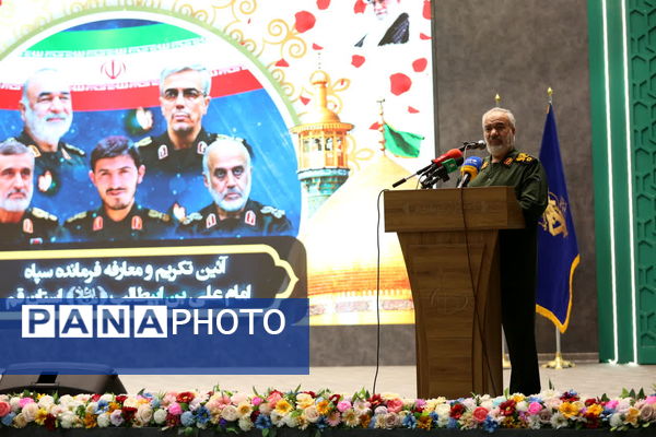 مراسم تکریم و معارفه فرمانده سپاه استان قم
