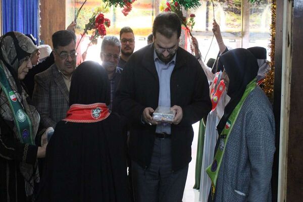 حضور رئیس سازمان دانش آموزی کشور در جشن تکلیف دختران مدرسه هوانیروز