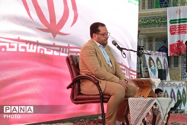 از کودکان تا بسیجیان؛ همه آمدند برای مردی که در قلب مردم بود