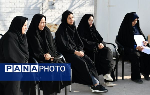 جشن شیر در مدرسه ابتدایی زینب قهرمانی مه‌ولات