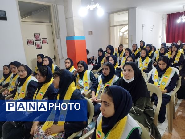 اردوی آموزشی مهارتی پیشتازان دختر آموزش و پرورش ناحیه ۳