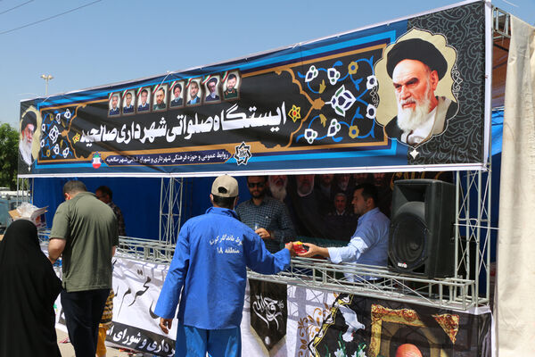 جلوه‌هایی از حضور نوجوانان در مراسم سالگرد ارتحال امام خمینی(ره)