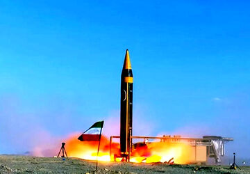 رجزخوانی دختران ایران زمین 