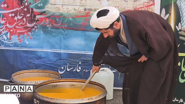 اربعین دو لاله سرخ در فارسان