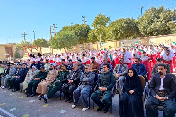 مراسم بازگشایی مدارس و گرامیداشت هفته دفاع مقدس در ثلاث باباجانی 