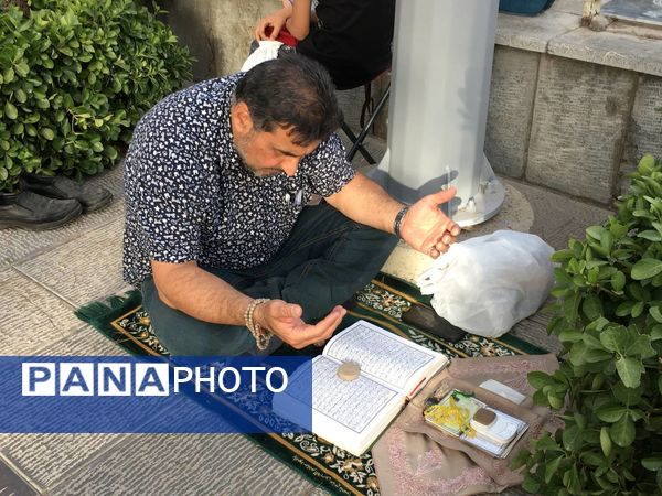 برپایی مراسم دعای عرفه در گلستان شهدای اصفهان