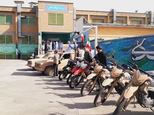 گرامیداشت هفته دفاع مقدس و زنگ مهر در مدرسه شایستگان