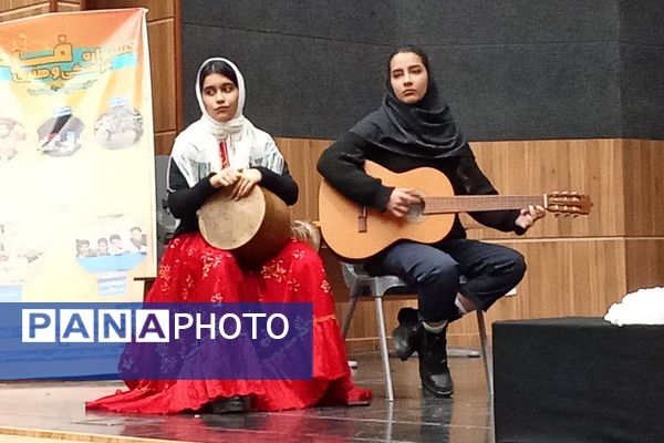  جشنواره «فردا»؛ جایی که خلاقیت دانش‌آموزان شهرقدس به صحنه آمد.