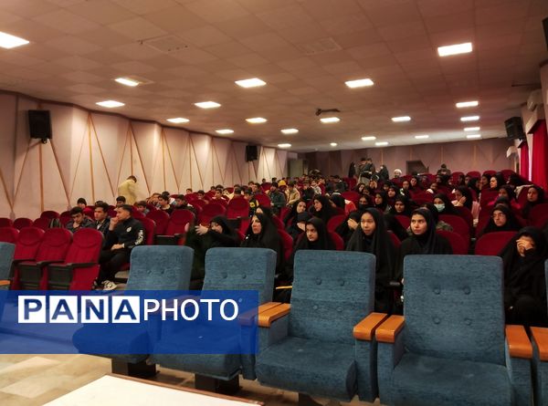 آیین تجلیل از برترین های قرآنی منطقه رضویه 