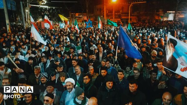 حضور حماسی مردم، پیشکسوتان و ورزشکاران سلسله در بیست و هشتمین شب راهپیمایی عزاداری رهبر شهید