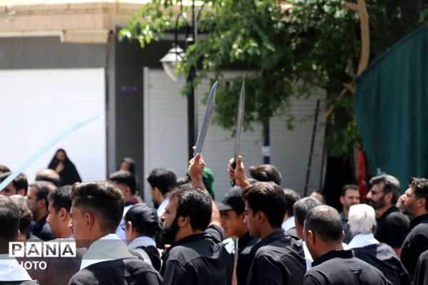 از اشک تا عزاداری؛ قاب‌هایی از عاشورای گلباف
