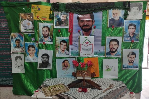 یادواره شهدای دانش‌آموز در دبستان دانش‌رودهن 