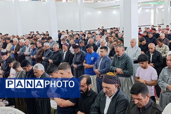 نماز عید سعید قربان در ثلاث باباجانی