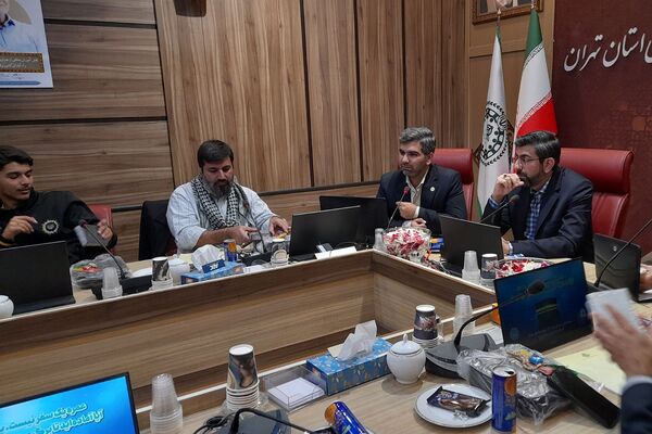 برگزاری مراسم بدرقه کاروان دانش آموزی حج عمره