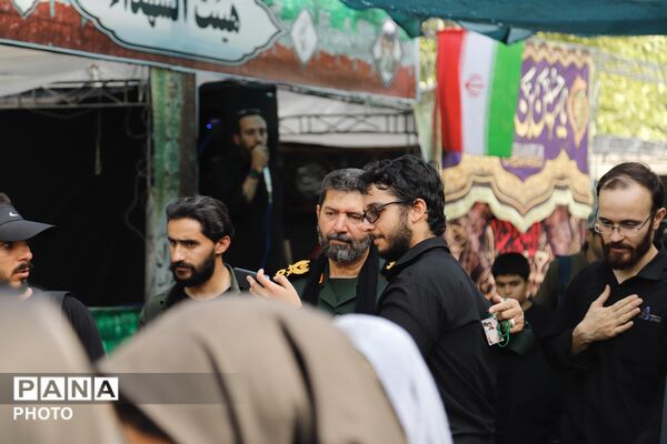 طنین «یا حسین» در مسیر دلدادگی؛ حضور پرشور جاماندگان اربعین در تهران