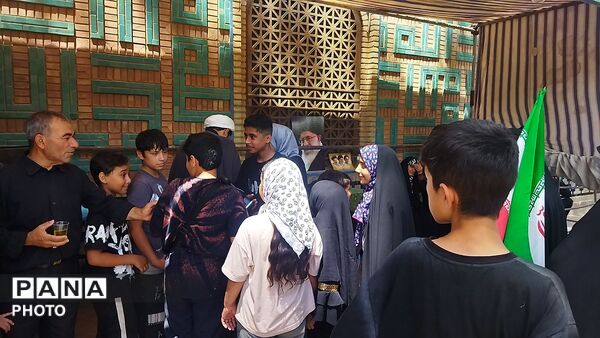 موکب واقعیت مجازی  در پیاده روی جاماندگان اربعین حسینی نیشابور‌ 
