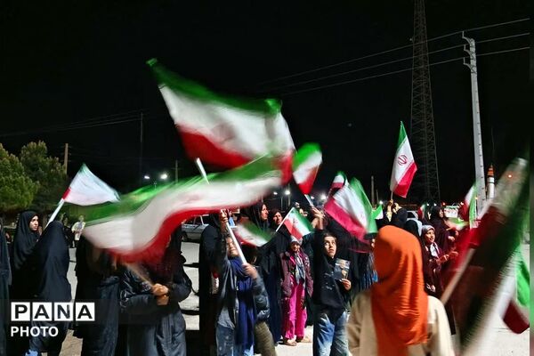 دیشموکی‌ها همچنان پای کار انقلاب