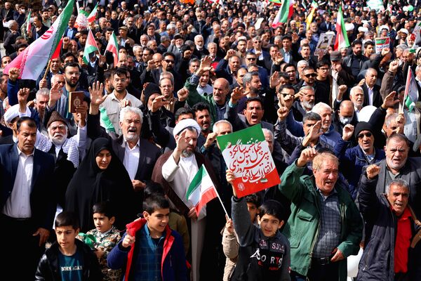 موج وحدت در خیابان‌های بافت جاری شد