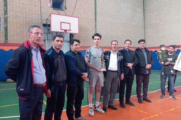 مسابقات والیبال دانش‌آموزان پسر مقطع  متوسطه دوم در بهارستان ۲