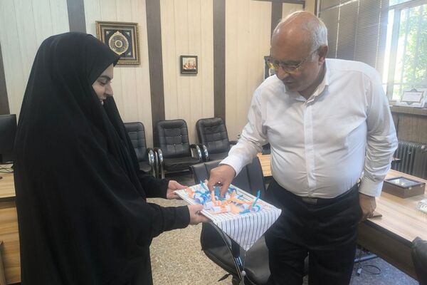 پاسداشت بزرگداشت حافظ شیرازی در اداره آموزش و پرورش ناحیه یک شهرری