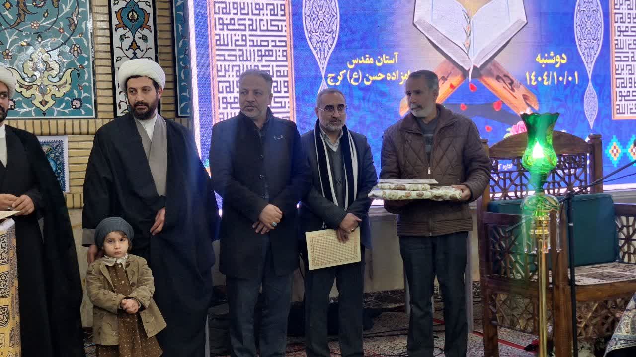 محافل هفتگی انس با قرآن کریم فرصتی برای حضور دانش‌آموزان در یک برنامه تربیتی اثرگذار است