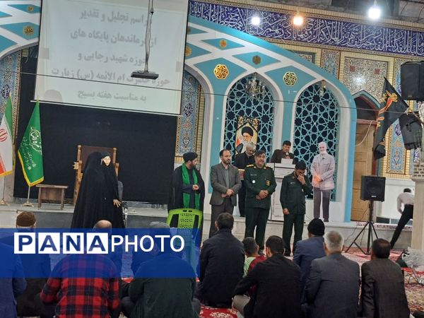 تقدیر از فرماندهان خواهر و برادر بسیجی شیروان