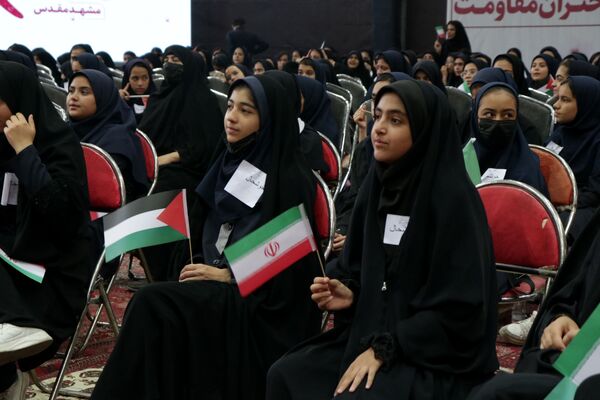 جشن بزرگ دختران مقاومت