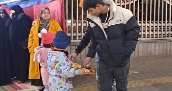 موکب پذیرایی شهید مصطفی صدر زاده به‌مناسبت میلاد امام علی (ع) در نیشابور 