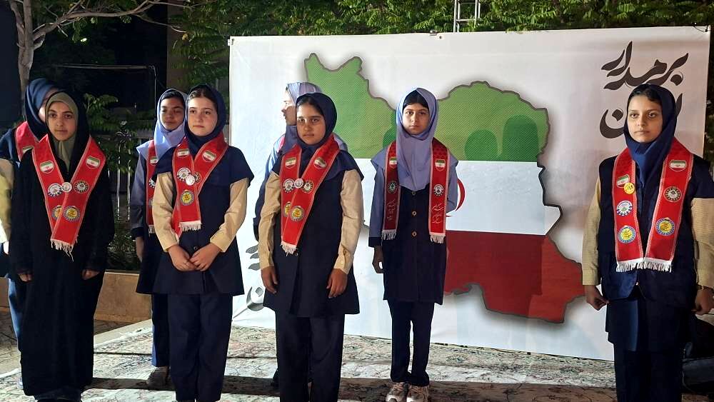 آیین افتتاحیه پاتوق نوجوانانه برمدار ایران سازمان دانش آموزی خراسان رضوی