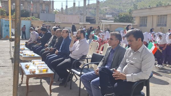 جشن شکوفه‌ها در شهرستان دره شهر