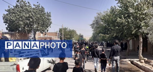 روستای سربالا در سوگ امام حسین(ع)؛ حضور پرشور جوانان در مراسم عزاداری حماسه‌ساز شد