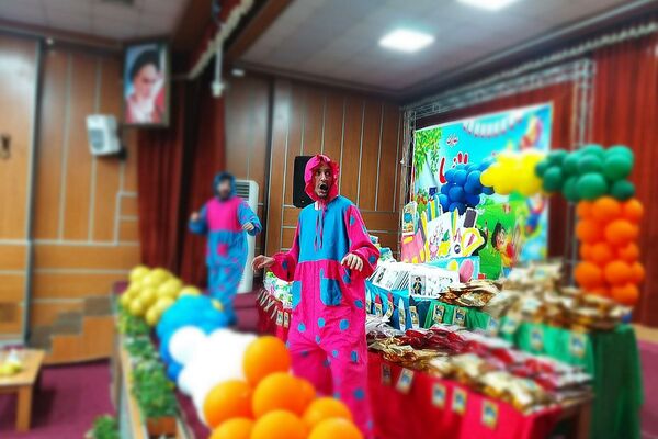 برگزاری جشن الفبای پسران دبستان شهدای غزه در کانون ملائک شهرستان قرچک با حضور گروه نمایشی روناک