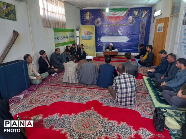 دیدار معاونین و مربیان پرورشی با امام جمعه شهر آشخانه