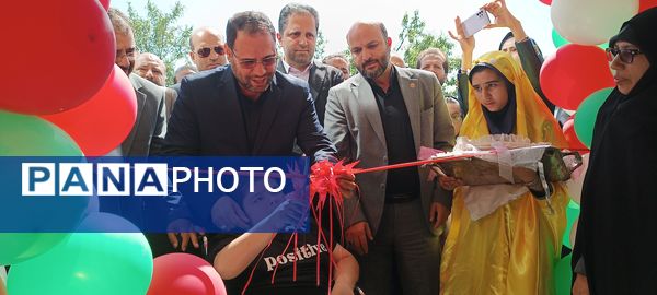 جهت افتتاح پروژه‌های عمرانی در همدان