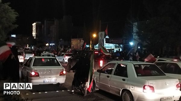 سی شب بلوار فضل میزبان رژه ماشینی شد 