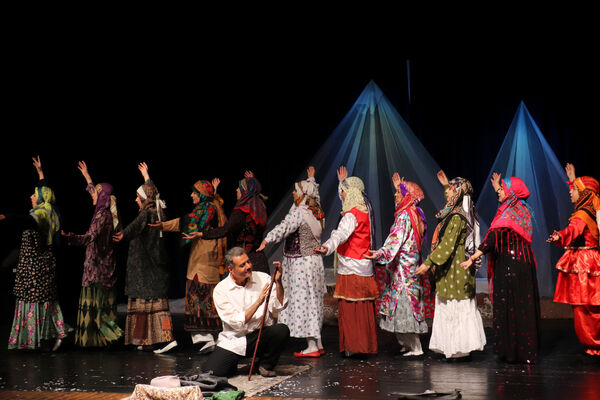 نمایش (حیدربابا یه سلام) در تبریز