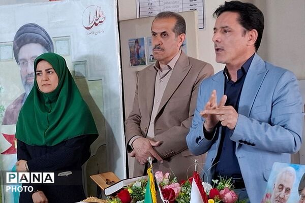 طنین نوای قرآن و هنر در دبستان ملاصدرا ،تجلیل از سفیران نماز تا برترین‌های پرسش مهر