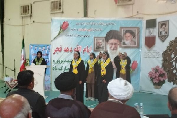 حضور پرشور مردم باغ‌شهر فین در راهپیمایی ۲۲ بهمن