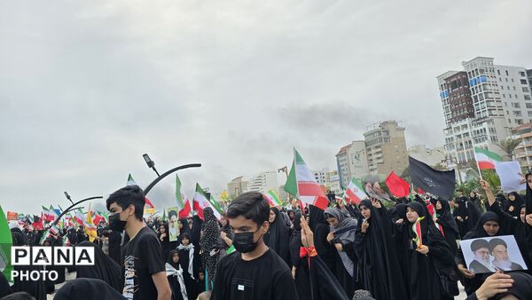 اجتماع باشکوه «جنگ رمضان» در بندرعباس 